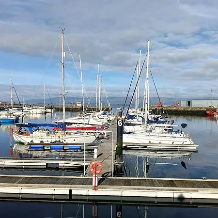Piso 6 Personas Con Garaje Gratuito Apartmán Vilagarcia de Arousa